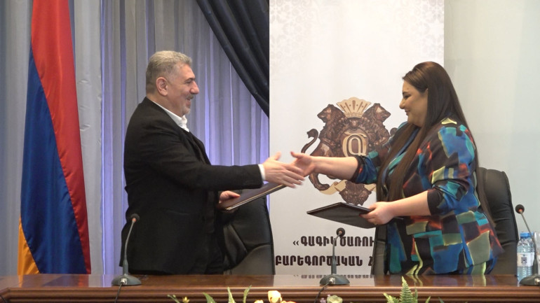 Հայկական կինոն դուրս կգա արտասահմանյան կինոշուկա. «Գագիկ Ծառուկյան» հիմնադրամը և «Ֆիլմարտադրողների Համահայկական Ֆեդերացիա» ՀԿ-ն ստորագրել են համագործակցության հուշագիր (տեսանյութ)