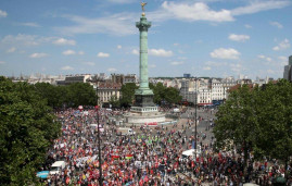 Mélenchon declares ‘Bastille retaken’ after major student rally in Paris Mélenchon declares ‘Bastille retaken’ after major student rally in Paris