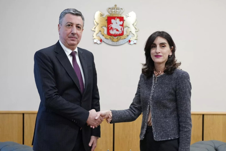 Վրաստանի ԱԳ նախարարն ու Ադրբեջանի դեսպանը քննարկել են խաղաղությունը Հրվ. Կովկասում Վրաստանի ԱԳ նախարարն ու Ադրբեջանի դեսպանը քննարկել են խաղաղությունը Հրվ. Կովկասում