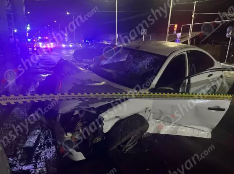 Աշտարակում բախվել են «Nissan»-ը և «Hyundai Elantra»-ն, կա վիրավոր