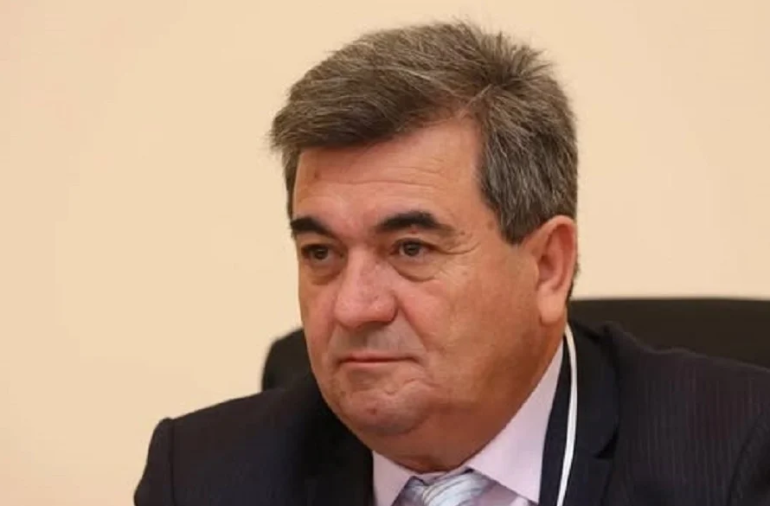 Հանրապետության հրապարակում «Ղարաբաղ» երգը երգող օտարերկրացիների տեսանյութը տարածած Ղարիբ Բաբայանն ազատ է արձակվել Հանրապետության հրապարակում «Ղարաբաղ» երգը երգող օտարերկրացիների տեսանյութը տարածած Ղարիբ Բաբայանն ազատ է արձակվել
