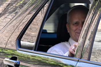 Pope shares first message after lung cancer diagnosis Pope shares first message after lung cancer diagnosis