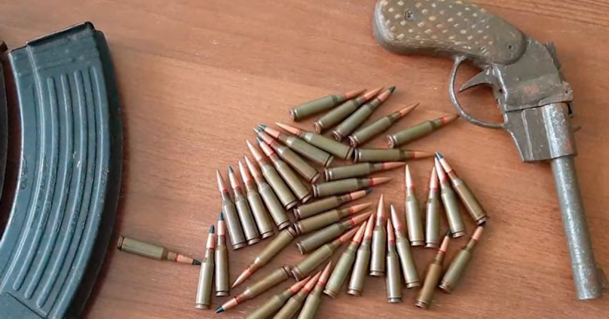 The citizen voluntarily surrendered weapons and ammunition