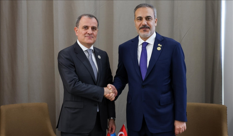 Թուրքիայի և Ադրբեջանի ԱԳ նախարարները քննարկել են տարածաշրջանային հարցեր