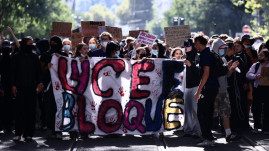 Student protests in France: 400–500 schools fully or partially closed Monday