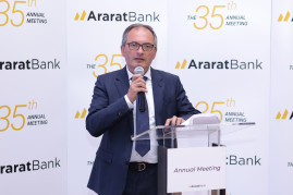Բաժնետերերի տարեկան ընդհանուր ժողովում ԱրարատԲանկն ամփոփել է 2025 թվականը (տեսանյութ) Բաժնետերերի տարեկան ընդհանուր ժողովում ԱրարատԲանկն ամփոփել է 2025 թվականը (տեսանյութ)