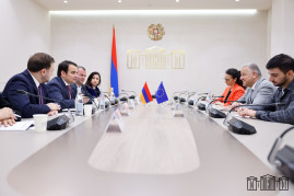 «Ուժեղ Հայաստան» կուսակցության ռազմավարությունը միտված է ԵՄ-ի հետ առավել խոր ինտեգրմանը և Հայաստանում եվրոպական չափանիշների ու ինստիտուտների ներդրմանը․ Նարեկ Կարապետյանը՝ ԵՄ դեսպանին «Ուժեղ Հայաստան» կուսակցության ռազմավարությունը միտված է ԵՄ-ի հետ առավել խոր ինտեգրմանը և Հայաստանում եվրոպական չափանիշների ու ինստիտուտների ներդրմանը․ Նարեկ Կարապետյանը՝ ԵՄ դեսպանին