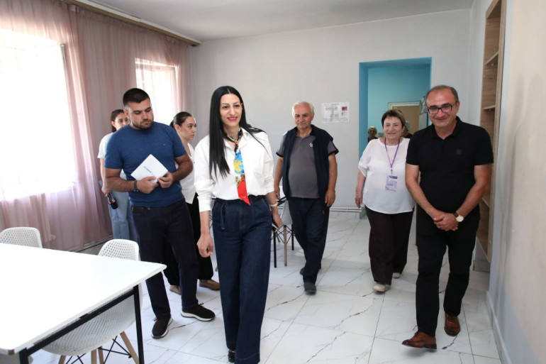 Անահիտ Մանասյանն այցելել է «Առաքելություն Հայաստան» ԲՀԿ «Արծվաբույն» տարեցների շուրջօրյա սպասարկման կենտրոն Անահիտ Մանասյանն այցելել է «Առաքելություն Հայաստան» ԲՀԿ «Արծվաբույն» տարեցների շուրջօրյա սպասարկման կենտրոն