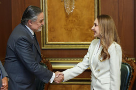 Վարչապետի աշխատակազմի ղեկավարը և Արգենտինայի դեսպանը քննարկել են երկկողմ համագործակցության հեռանկարները Վարչապետի աշխատակազմի ղեկավարը և Արգենտինայի դեսպանը քննարկել են երկկողմ համագործակցության հեռանկարները