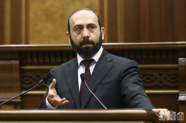 Եկեք բերենք Սահմանադրության նախագիծը, գնանք հանրաքվեի, ժողովուրդը կասի չէ Սահմանադրությանը, մենք էլ հրաժարական կտանք․ Արարատ Միրզոյան Եկեք բերենք Սահմանադրության նախագիծը, գնանք հանրաքվեի, ժողովուրդը կասի չէ Սահմանադրությանը, մենք էլ հրաժարական կտանք․ Արարատ Միրզոյան