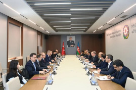 Բայրամովն ու Ֆիդանը քննարկել են Բաքվի և Երևանի միջև խաղաղ գործընթացի առաջխաղացումը Բայրամովն ու Ֆիդանը քննարկել են Բաքվի և Երևանի միջև խաղաղ գործընթացի առաջխաղացումը