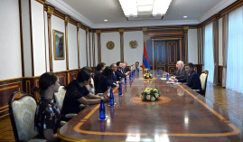 Վահագն Խաչատուրյանն ու Save Armenia հուդայա-քրիստոնեական միության անդամները անդրադարձել են Հայաստանում իրականացվող ժողովրդավարական բարեփոխումներին և Հայաստան-ԱՄՆ հարաբերությունների զարգացմանը Վահագն Խաչատուրյանն ու Save Armenia հուդայա-քրիստոնեական միության անդամները անդրադարձել են Հայաստանում իրականացվող ժողովրդավարական բարեփոխումներին և Հայաստան-ԱՄՆ հարաբերությունների զարգացմանը