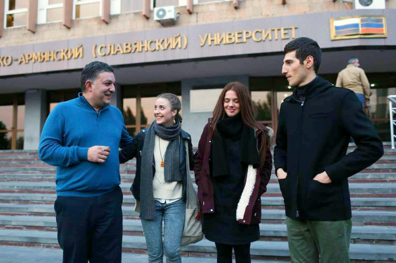 «Կյանք ու կռիվ» ֆիլմի ցուցադրությունը Հայ-Ռուսական համալսարանում (լուսանկարներ)