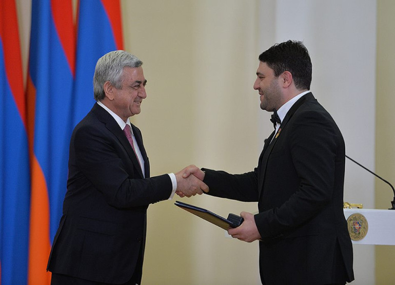 Ռազմիկ Ամյանը, Խորեն Լևոնյանը և այլ հայտնիներ ՀՀ վաստակավոր ու ժողովրդական արտիստի կոչում ստացան