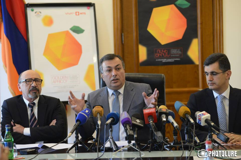 ««Ոսկե ծիրանը»  կարողանում է ջերմություն, ուրախություն բերել Հայաստան». Արմեն Ամիրյան