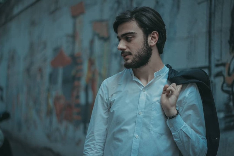 «Իրական կյանքում շատ քիչ եմ արտասվում, բայց արտասվում եմ»․ «Պատվից առավել»-ից Արման Խաչատյանը՝ հուզական կերպարի ու սպասված առաջարկի մասին