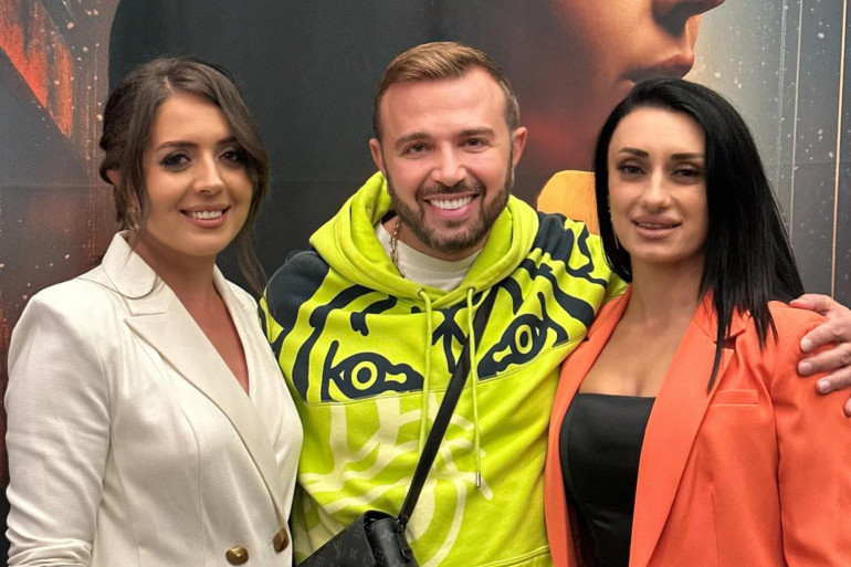 «Երբ ֆիլմում 4-5 վայրկյան հնչում է Հայաստանի օրհներգը, կինոդիտման մութ դահլիճում բոլորը ոտքի են կանգնում». Արա Ղազարյանը՝ «Մեդալի հակառակ կողմը» ֆիլմի մասին