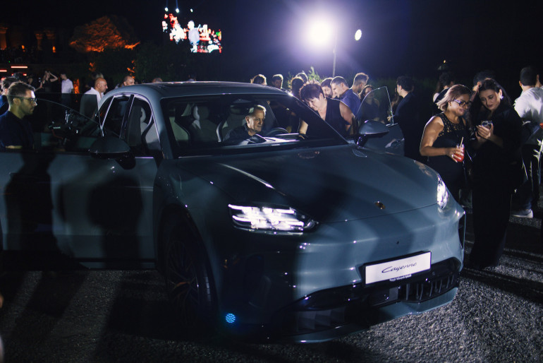 Porsche Cayenne Electric-ի պաշտոնական շնորհանդեսը` Զվարթնոց տաճարում