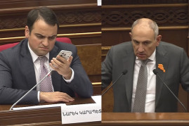«Այս nճիրը կատարածին կարո՞ղ է մի օր հանձնեք Ադրբեջանին»․ «Դուք ինձ հիշեցնում եք կոկորդիլոսի մասին անեկդոտը»․ Նարեկ Կարապետյանի ու Նիկոլ Փաշինյանի հարց-պատասխանը «Այս nճիրը կատարածին կարո՞ղ է մի օր հանձնեք Ադրբեջանին»․ «Դուք ինձ հիշեցնում եք կոկորդիլոսի մասին անեկդոտը»․ Նարեկ Կարապետյանի ու Նիկոլ Փաշինյանի հարց-պատասխանը