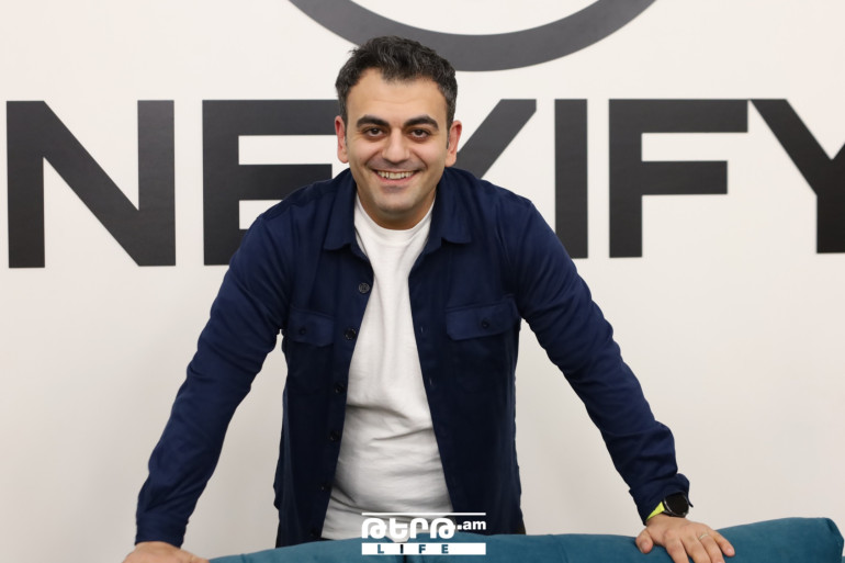 «Աղջիկներին թվում է, որ տղամարդկանց դուր է գալիս իրենց սիլիկոնները, բայց իմ կարծիքով՝ դա սեքսուալ չէ». Նարեկ Մարգարյան