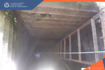 Փրկարարները քաղաքացուն դուրս են բերել ջրհորից․ նա հոսպիտալացվել է Փրկարարները քաղաքացուն դուրս են բերել ջրհորից․ նա հոսպիտալացվել է