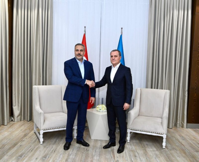 Ադրբեջանի և Թուրքիայի ԱԳ նախարարները քննարկել են համագործակցության հեռանկարները Ադրբեջանի և Թուրքիայի ԱԳ նախարարները քննարկել են համագործակցության հեռանկարները