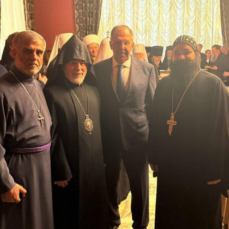 Ռուսաստանի և Նոր Նախիջևանի թեմի առաջնորդ, արքեպիսկոպոս Եզրաս Ներսիսյանը մասնակցել է Լավրովի անունից կազմակերպված՝ ուղղափառ Զատկի առթիվ հանդիսավոր ընդունելությանը Ռուսաստանի և Նոր Նախիջևանի թեմի առաջնորդ, արքեպիսկոպոս Եզրաս Ներսիսյանը մասնակցել է Լավրովի անունից կազմակերպված՝ ուղղափառ Զատկի առթիվ հանդիսավոր ընդունելությանը