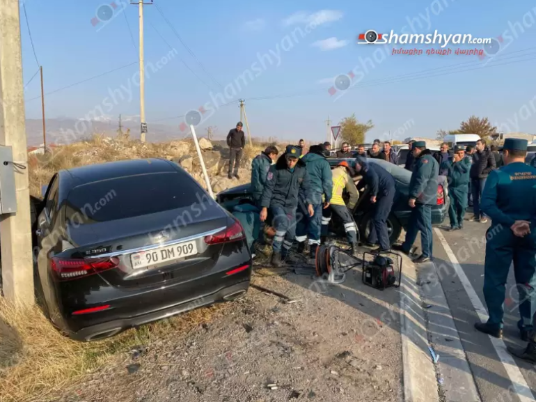 Աշտարակ-Ապարան ավտոճանապարհին բախվել են 2 «Mercedes»-ներն ու «Mitsubishi»-ն, կա 1 զnh, 2 վիրшվոր