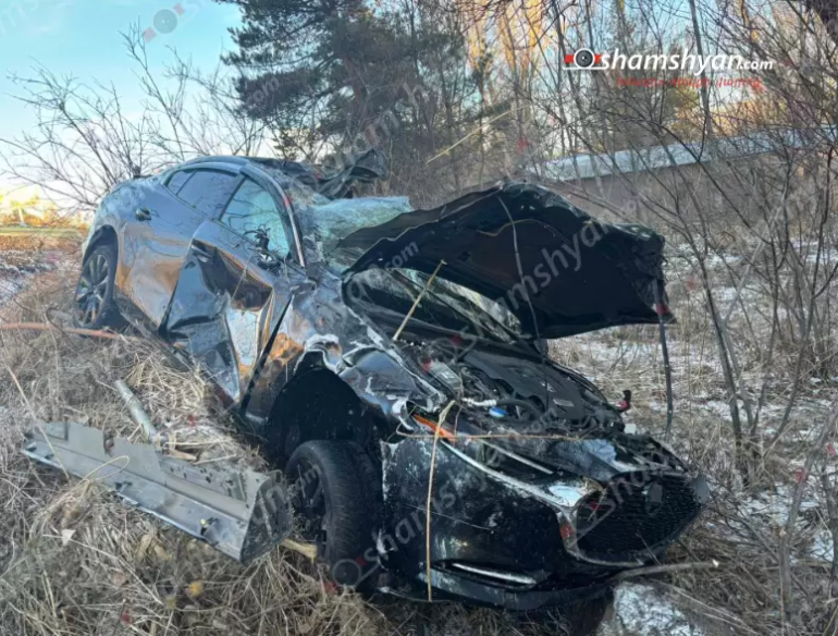 Ողբերգական վթար՝ Գեղարքունիքում, 24-ամյա ՊՆ ծառայողի «Mazda»-ն բախվել է ծառերին ու հայտնվել դաշտում
