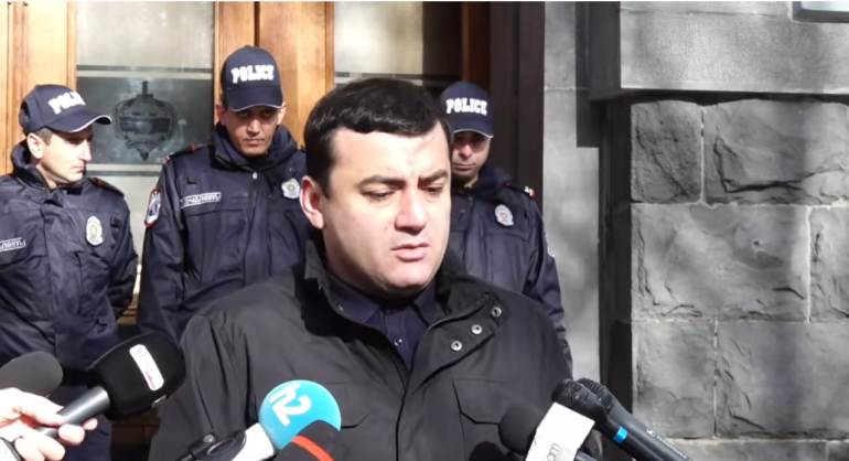 Տիգրան Ավինյանի հովանու ներքո է տեղի ունենում, դրա համար դատախազությունը գործին ընթացք չի տալիս. Արթուր Չախոյան