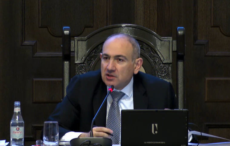 Պարգևավճարների որոշումն է, որ ինձ «պերաշկի» ուտելու հնարավորություն է տալիս. Նիկոլ Փաշինյան