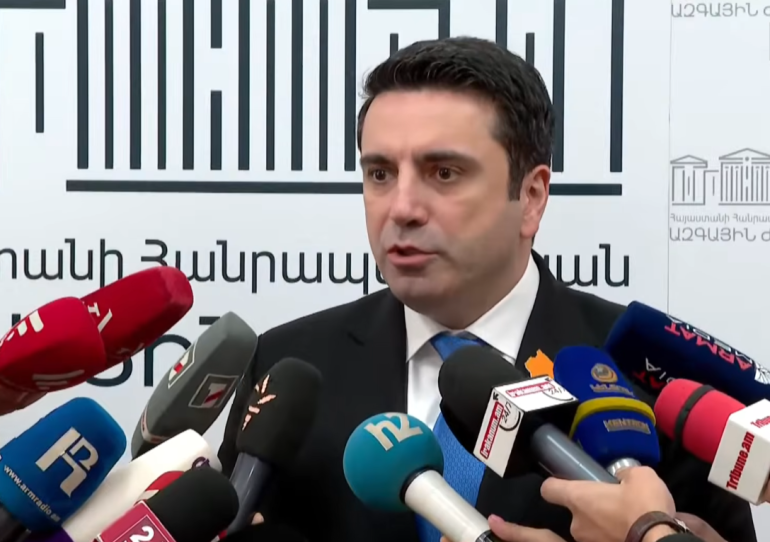 Ալեն Սիմոնյանը Ստամբուլում կհանդիպի Ադրբեջանի և Վրաստանի խորհրդարանների նախագահների հետ Ալեն Սիմոնյանը Ստամբուլում կհանդիպի Ադրբեջանի և Վրաստանի խորհրդարանների նախագահների հետ