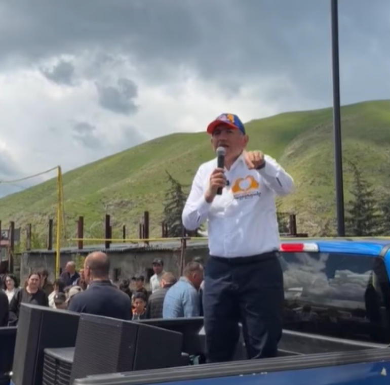 Թոշակառուն շանս ունի իր թոշակով տարին մի զույգ կոշիկ առնի, մի հատ կոֆեի բաժակ, մի հատ թեյի բաժակ առնի