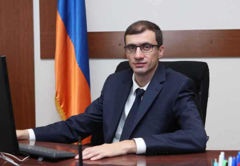 Արարատ Միրզոյանը գերիների մասին ասում է՝ «աաա, դե ծնգլ արեցիք», նա պատմության մեջ մնալու է ՀՀ ԱԳ նախարար, ում օրոք հանձնվել է Արցախը. Մեսրոպ Առաքելյան Արարատ Միրզոյանը գերիների մասին ասում է՝ «աաա, դե ծնգլ արեցիք», նա պատմության մեջ մնալու է ՀՀ ԱԳ նախարար, ում օրոք հանձնվել է Արցախը. Մեսրոպ Առաքելյան