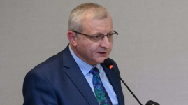 Մինչ ԱԺ պատգամավոր Արթուր Հովհաննիսյանը հեգնում էր «300 հազար ադրբեջանցիների» թեման, Նախիջևանում ընթանում էր «Վերադարձ Արևմտյան Ադրբեջան» 3-րդ պետական համաժողովը․ Սուրենյանց