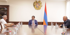 Մելիքսեթ Պողոսյանը և Ռազմիկ Պետրոսյանն այլևս պաշտպանության նախարարի խորհրդականները չեն Մելիքսեթ Պողոսյանը և Ռազմիկ Պետրոսյանն այլևս պաշտպանության նախարարի խորհրդականները չեն