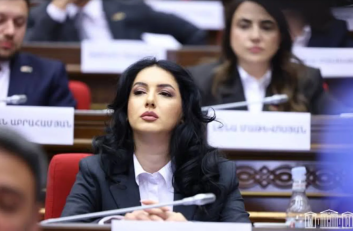 Սադրիչ Տարոն Չախոյանին խրախուսեց անձամբ Ռուբեն Ռուբինյանը. Մարիաննա Ղահրամանյան (տեսանյութ) Սադրիչ Տարոն Չախոյանին խրախուսեց անձամբ Ռուբեն Ռուբինյանը. Մարիաննա Ղահրամանյան (տեսանյութ)