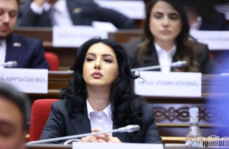 Սադրիչ Տարոն Չախոյանին խրախուսեց անձամբ Ռուբեն Ռուբինյանը. Մարիաննա Ղահրամանյան (տեսանյութ) Սադրիչ Տարոն Չախոյանին խրախուսեց անձամբ Ռուբեն Ռուբինյանը. Մարիաննա Ղահրամանյան (տեսանյութ)