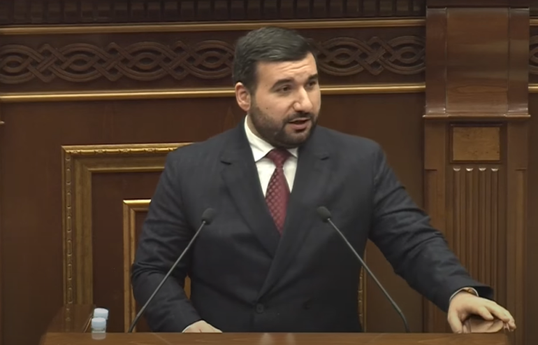 Չգիտեի՝ ՀՀ քարտեզը յուրատեսակ էկզnրցիզմի գործիք կծառայի ձեզ համար, և գուցե ամբողջ КГБ-ն, որ նստած է ձեր մեջ, դուրս կգա դրա միջոցով. Վահագն Ալեքսանյանը՝ ընդդիմությանը Չգիտեի՝ ՀՀ քարտեզը յուրատեսակ էկզnրցիզմի գործիք կծառայի ձեզ համար, և գուցե ամբողջ КГБ-ն, որ նստած է ձեր մեջ, դուրս կգա դրա միջոցով. Վահագն Ալեքսանյանը՝ ընդդիմությանը