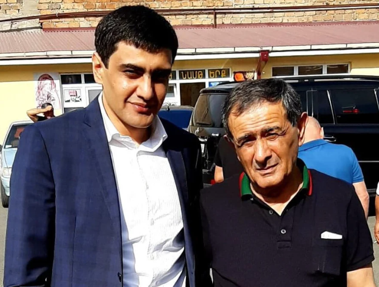 Չէի ուզում անդրադառնալ երեկվա nղբերգությանը, բայց կա ավելի մեծ, համազգային nղբերգություն, որը չի թողնում լռել. Առուշ Առուշանյանի հայրը՝ Գորիսում տեղի ունեցած միջադեպի մասին