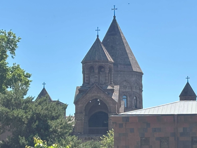 Վայոց Ձորի թեմի Առաջնորդական տեղապահ է նշանակվել Հոգեշնորհ Տ. Մովսես վարդապետ Սարգսյանը Վայոց Ձորի թեմի Առաջնորդական տեղապահ է նշանակվել Հոգեշնորհ Տ. Մովսես վարդապետ Սարգսյանը