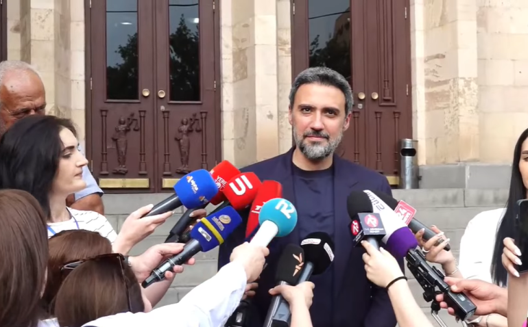 ՍԴ այսօրվա որոշումը նախորդներից տարբերվում է մեկ ցավոտ հանգամանքով, Սահմանադրության օրվան ընդառաջ պարզվեց, որ Հայաստանում չկա Սահմանադրական արդարադատություն. Արամ Վարդևանյան ՍԴ այսօրվա որոշումը նախորդներից տարբերվում է մեկ ցավոտ հանգամանքով, Սահմանադրության օրվան ընդառաջ պարզվեց, որ Հայաստանում չկա Սահմանադրական արդարադատություն. Արամ Վարդևանյան