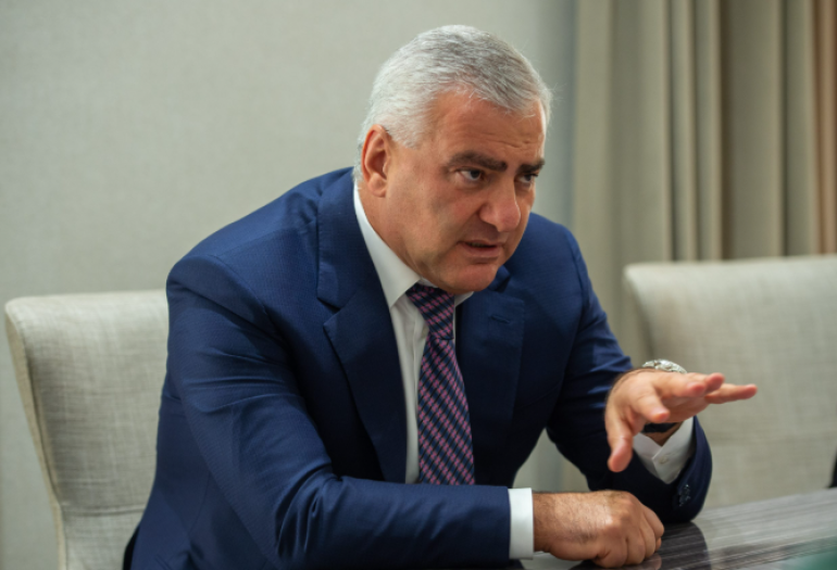 Մեր թիմից չկա մի մարդ, որ հասկանա ոնց են փող լվանում. Սամվել Կարապետյան Մեր թիմից չկա մի մարդ, որ հասկանա ոնց են փող լվանում. Սամվել Կարապետյան