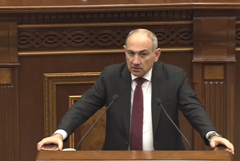 Ինձ որ ասում եք՝ «պերաշկի» եք ուտում, ձեզնից չի երևում, որ ինչ որ հացադուլ հայտարարած և քուրձ հագած վիճակում եք, ինչո՞ւ գլխներիդ մոխիր լցրած չի. Փաշինյանը՝ ընդդիմությանը (տեսանյութ) Ինձ որ ասում եք՝ «պերաշկի» եք ուտում, ձեզնից չի երևում, որ ինչ որ հացադուլ հայտարարած և քուրձ հագած վիճակում եք, ինչո՞ւ գլխներիդ մոխիր լցրած չի. Փաշինյանը՝ ընդդիմությանը (տեսանյութ)