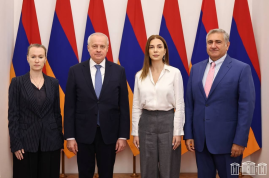 «Հայաստան» խմբակցության անդամները ՌԴ դեսպանի հետ հանդիպմանը մտահոգություն են արտահայտել հայ-ռուսական հարաբերությունների վերաբերյալ «Հայաստան» խմբակցության անդամները ՌԴ դեսպանի հետ հանդիպմանը մտահոգություն են արտահայտել հայ-ռուսական հարաբերությունների վերաբերյալ