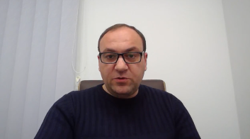 This arrest has a prelude, starting from noon, the police placed a "poster" in front of the "Hayrenik" party and were watching us. Babayan (video) This arrest has a prelude, starting from noon, the police placed a "poster" in front of the "Hayrenik" party and were watching us. Babayan (video)