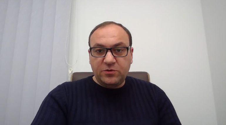 This arrest has a prelude, starting from noon, the police placed a "poster" in front of the "Hayrenik" party and were watching us. Babayan (video)