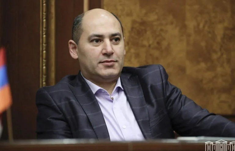 Լայնածավալ իրավապահ «հարձակում» է սկսվել Մարտուն Գրիգորյանի նախընտրական շտաբներում. փաստաբան Լայնածավալ իրավապահ «հարձակում» է սկսվել Մարտուն Գրիգորյանի նախընտրական շտաբներում. փաստաբան