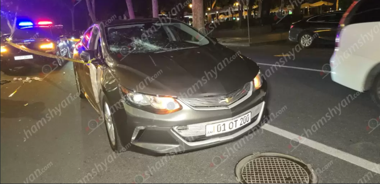 «Chevrolet»-ը վրшերթի է ենթարկել 2 հետիոտնի, վիրшվորներից մեկը արտգործնախարարության աշխատակից է «Chevrolet»-ը վրшերթի է ենթարկել 2 հետիոտնի, վիրшվորներից մեկը արտգործնախարարության աշխատակից է