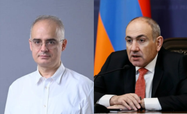 Գուցե Վանո Սիրադեղյանը հենց քեզ նկատի ուներ ու քո «շայկան», երբ գրեց «Գյադաների ժամանակը» գիրքը․ Լևոն Զուրաբյանը՝ Նիկոլ Փաշինյանին (տեսանյութ) Գուցե Վանո Սիրադեղյանը հենց քեզ նկատի ուներ ու քո «շայկան», երբ գրեց «Գյադաների ժամանակը» գիրքը․ Լևոն Զուրաբյանը՝ Նիկոլ Փաշինյանին (տեսանյութ)